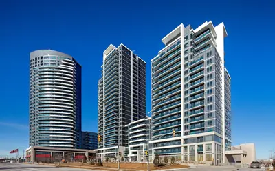 Condo Apartment in Markham