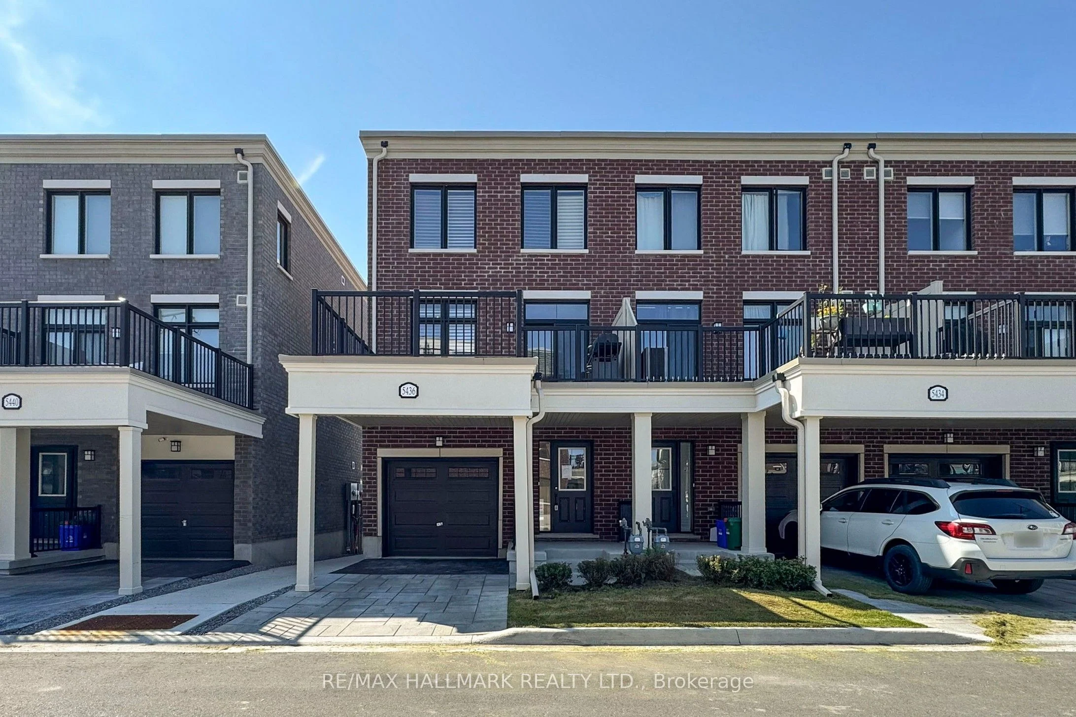 Att/Row/Townhouse in Whitchurch-Stouffville