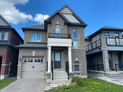 Detached in East Gwillimbury