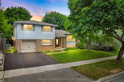 Detached in Aurora