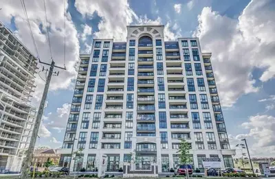Condo Apartment in Markham