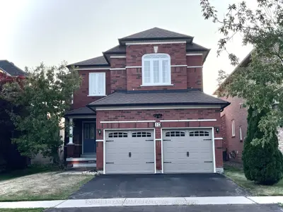 Detached in Richmond Hill