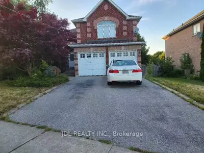 Detached in Georgina