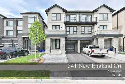 Semi-Detached in Newmarket