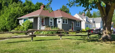 Detached in Newmarket