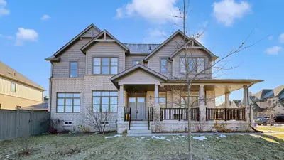 Detached in East Gwillimbury