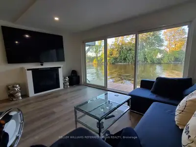 Detached in Brock