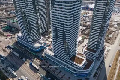 Condo Apartment in Vaughan