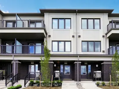 Condo Townhouse in Richmond Hill