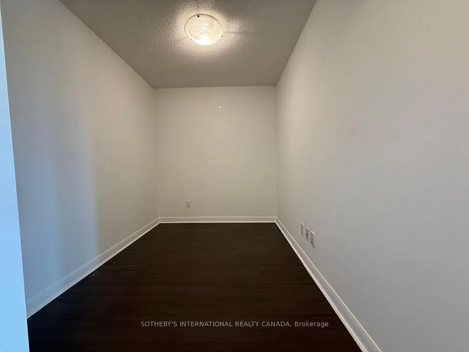 75 Norman Bethune Avenue 422, Richmond Hill, ON L4B 0B6