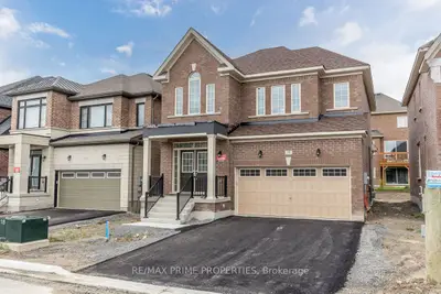 Detached in East Gwillimbury
