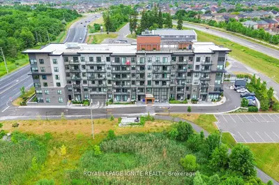 Condo Apartment in Markham