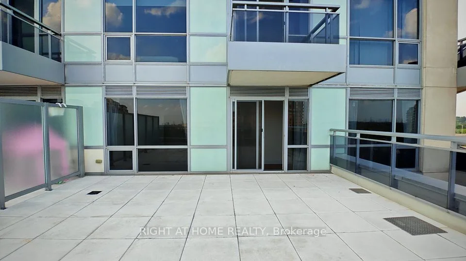 9199 Yonge Street 715, Richmond Hill, ON L4C 1H7