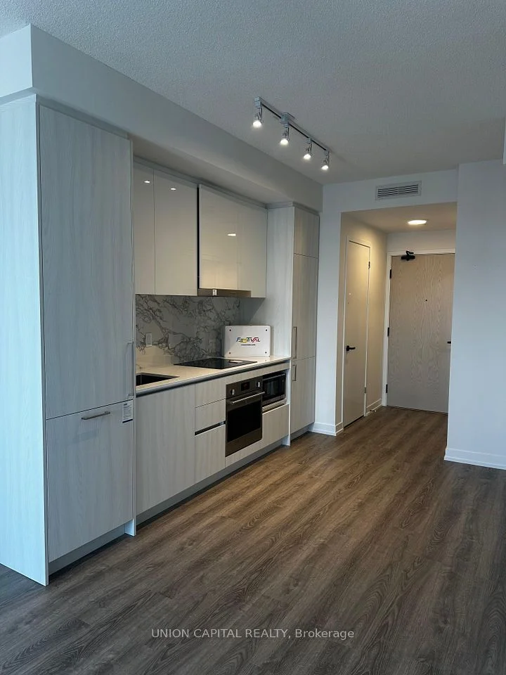 195 Commerce Street 5116, Vaughan, ON L4K 0P9