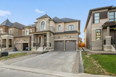 Detached in Vaughan