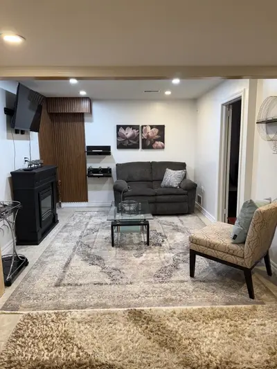 Detached in Newmarket