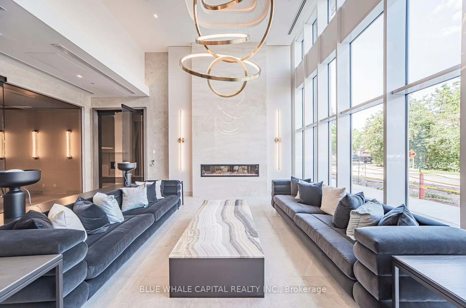 8888 Yonge Street 1103, Richmond Hill, ON L4C 5V6