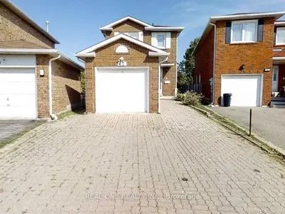 Detached in Vaughan