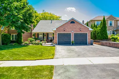 Detached in Newmarket