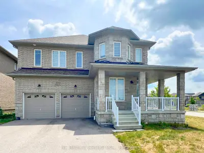 Detached in Bradford West Gwillimbury