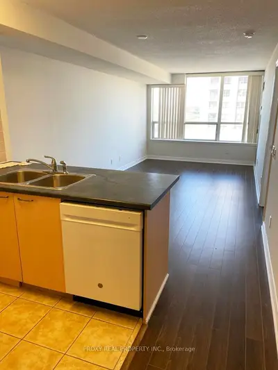Condo Apartment in Markham
