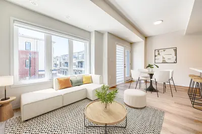 Condo Townhouse in Richmond Hill