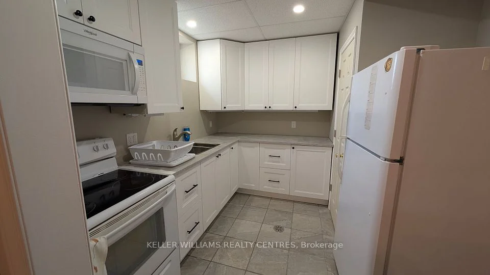 96 Carrick Avenue LOWER, Georgina, ON L4P 3R6