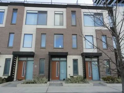 Condo Townhouse in Vaughan