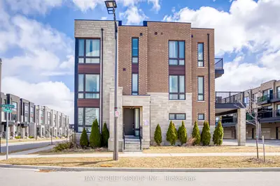 Att/Row/Townhouse in Markham
