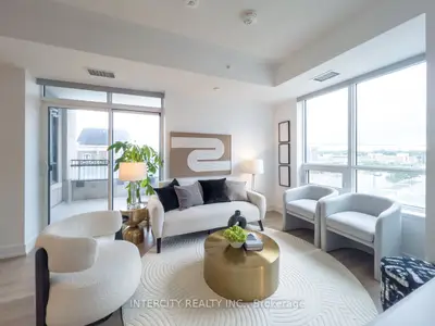 Condo Apartment in Markham