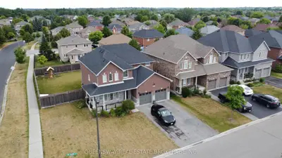 Detached in Georgina