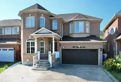 Detached in Vaughan