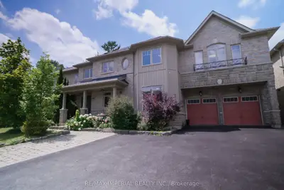 Detached in Newmarket