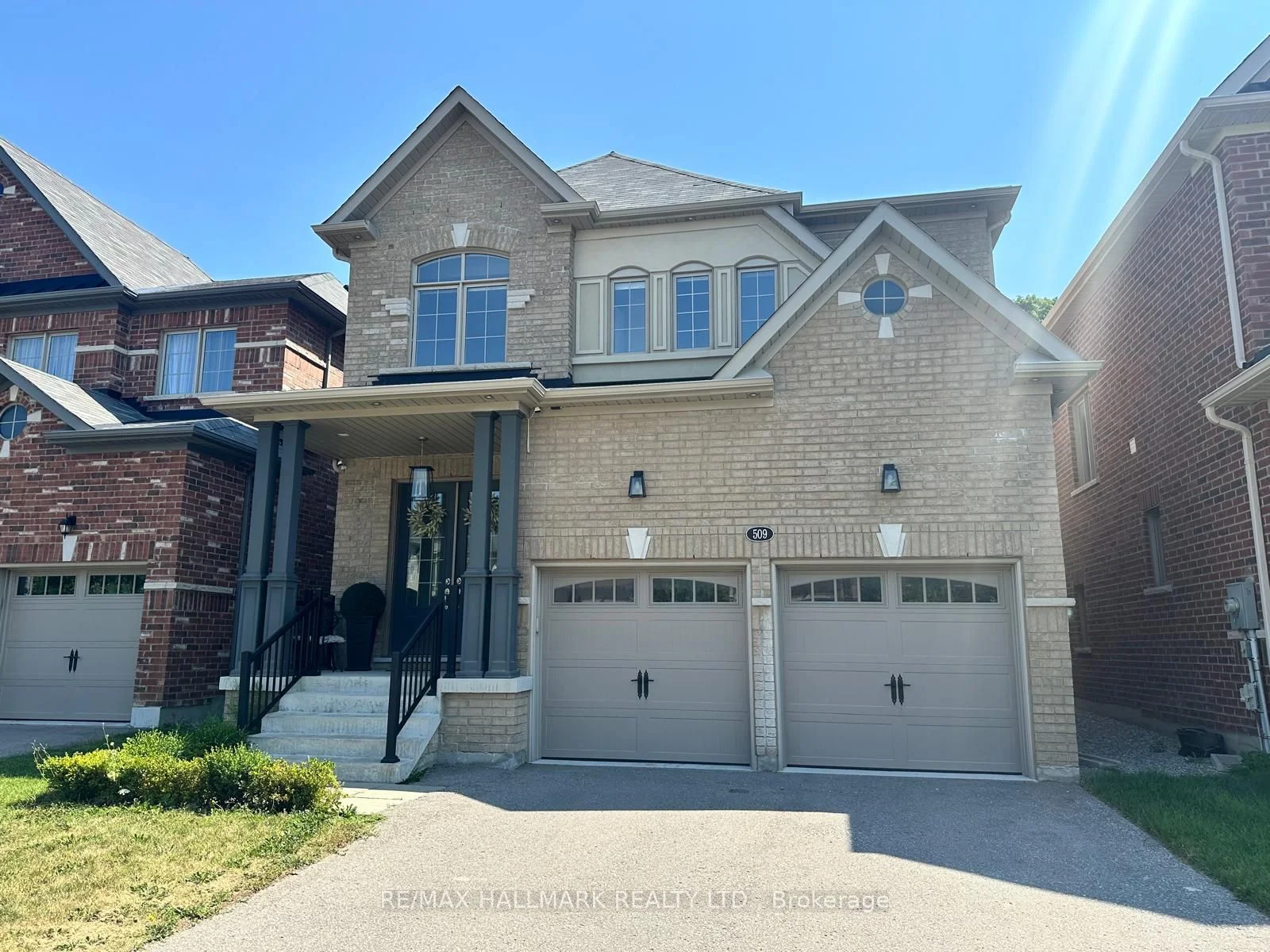 509 Mcgregor Farm Trail, Newmarket, ON L3X 0H7