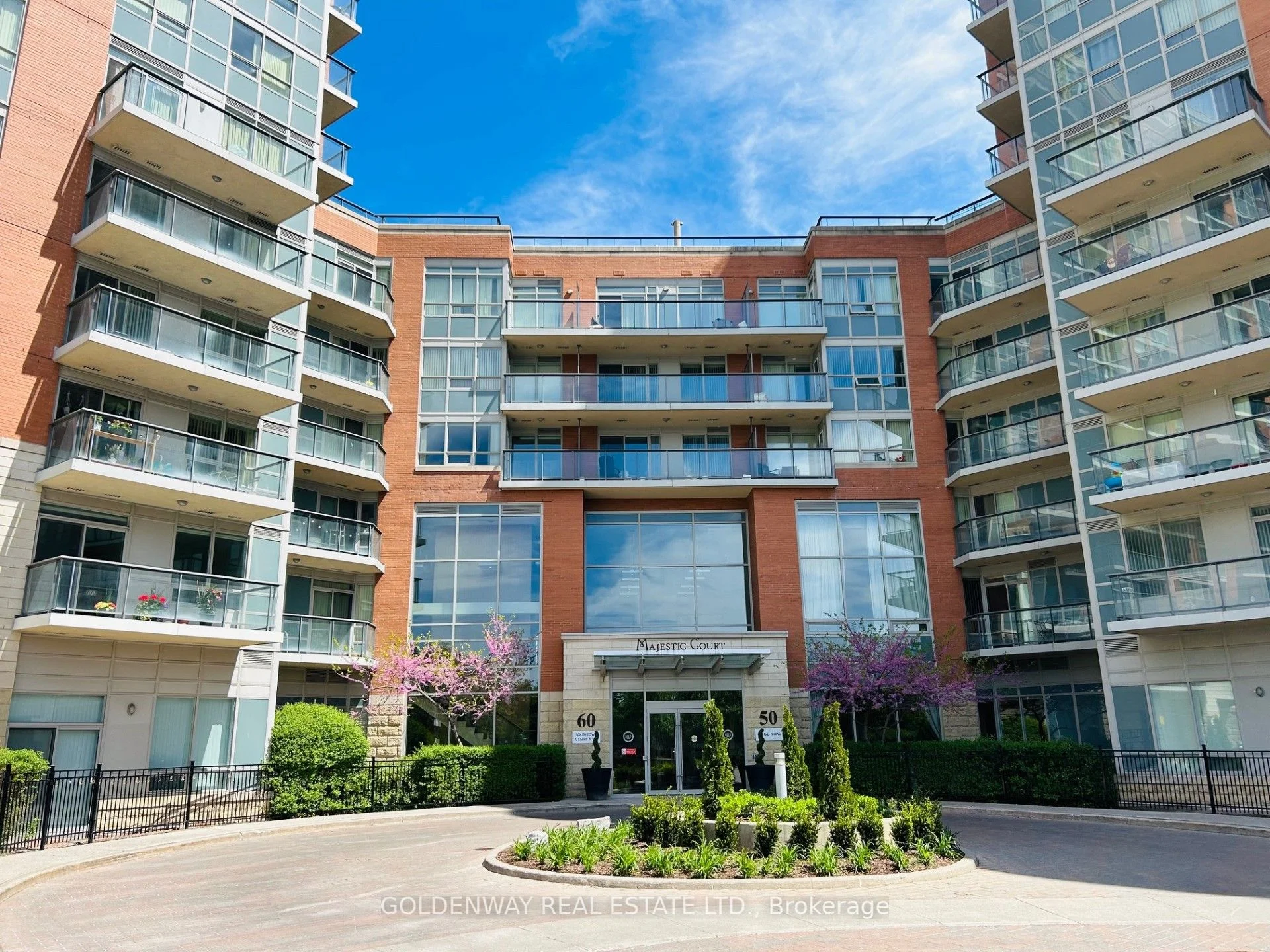 Condo Apartment in Markham