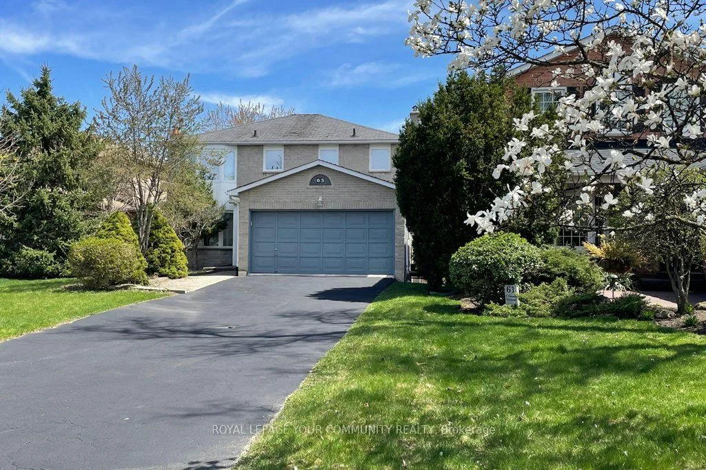 Detached in Richmond Hill