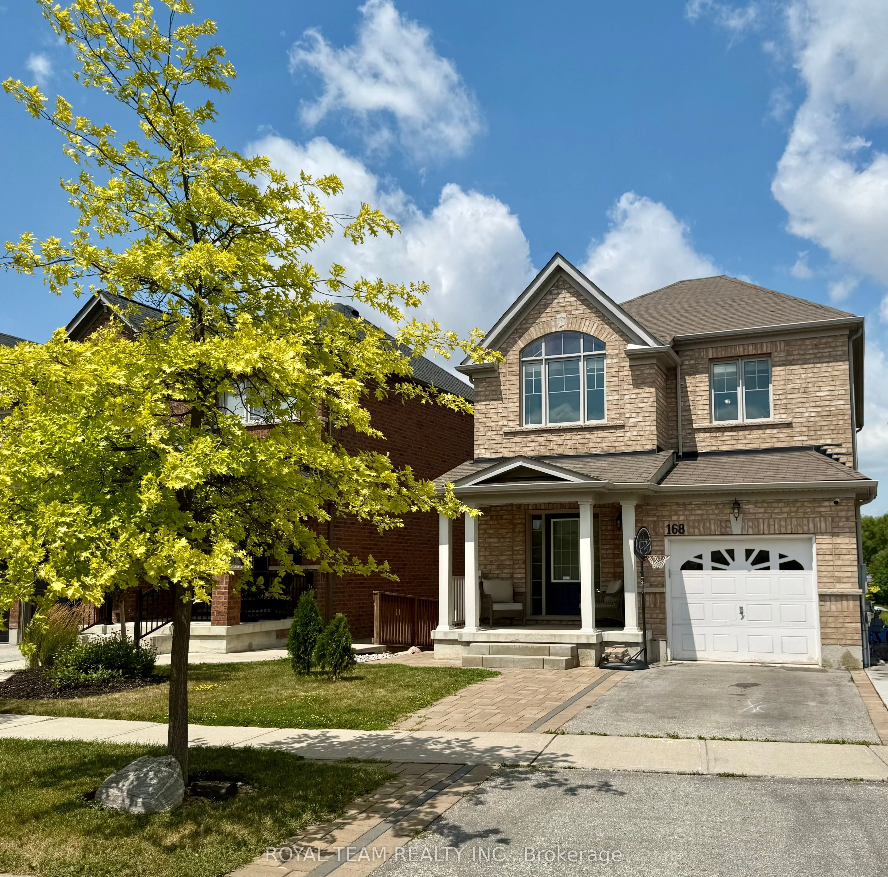 Detached in Bradford West Gwillimbury