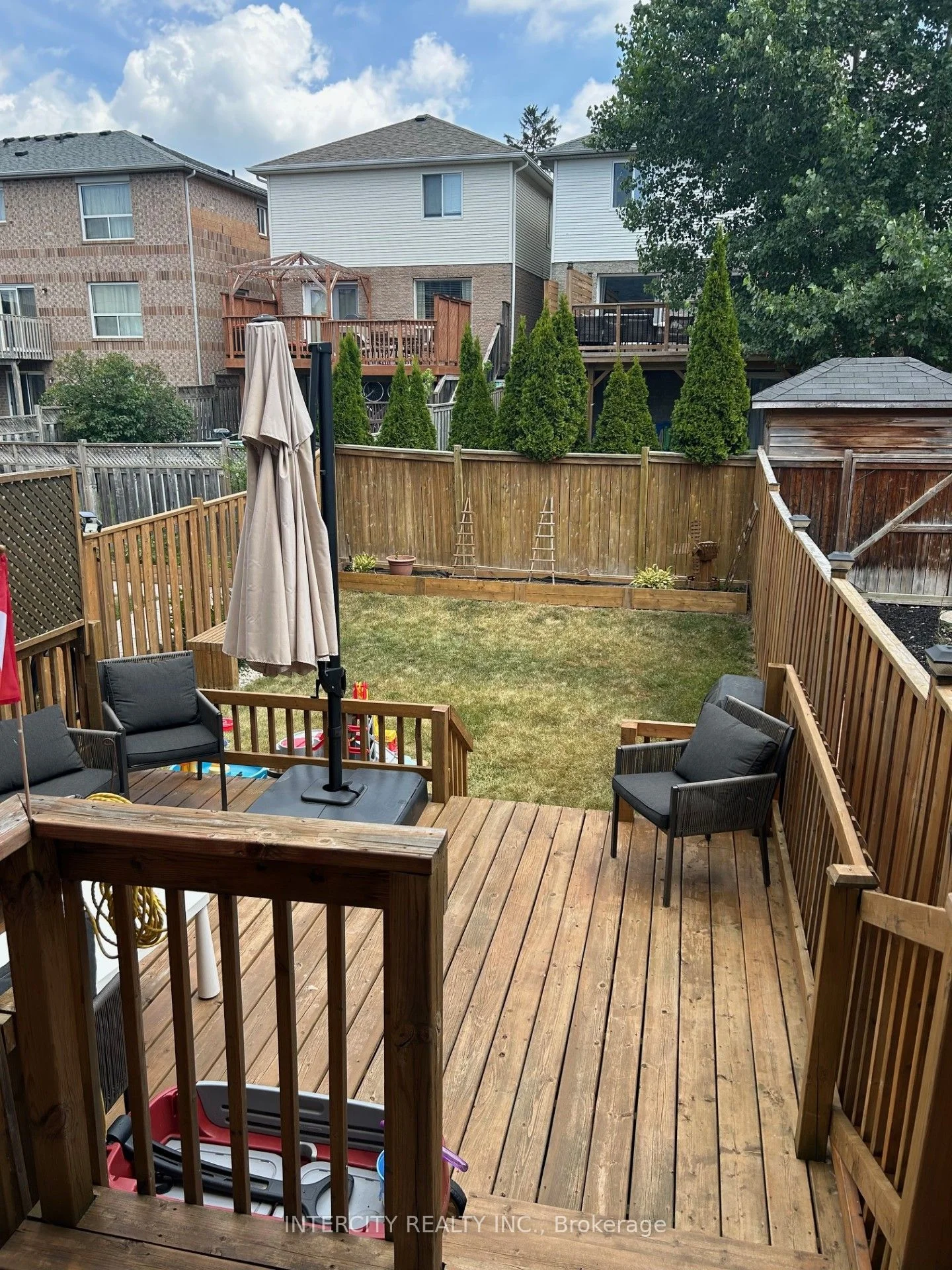 145 Taucar Gate, Bradford West Gwillimbury, ON L3Z 2A5