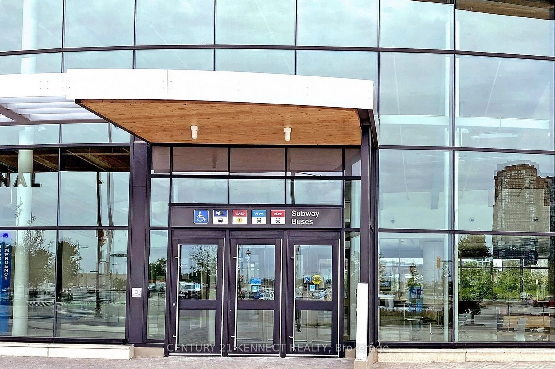 5 Buttermill Avenue 4112, Vaughan, On L4k 0j5