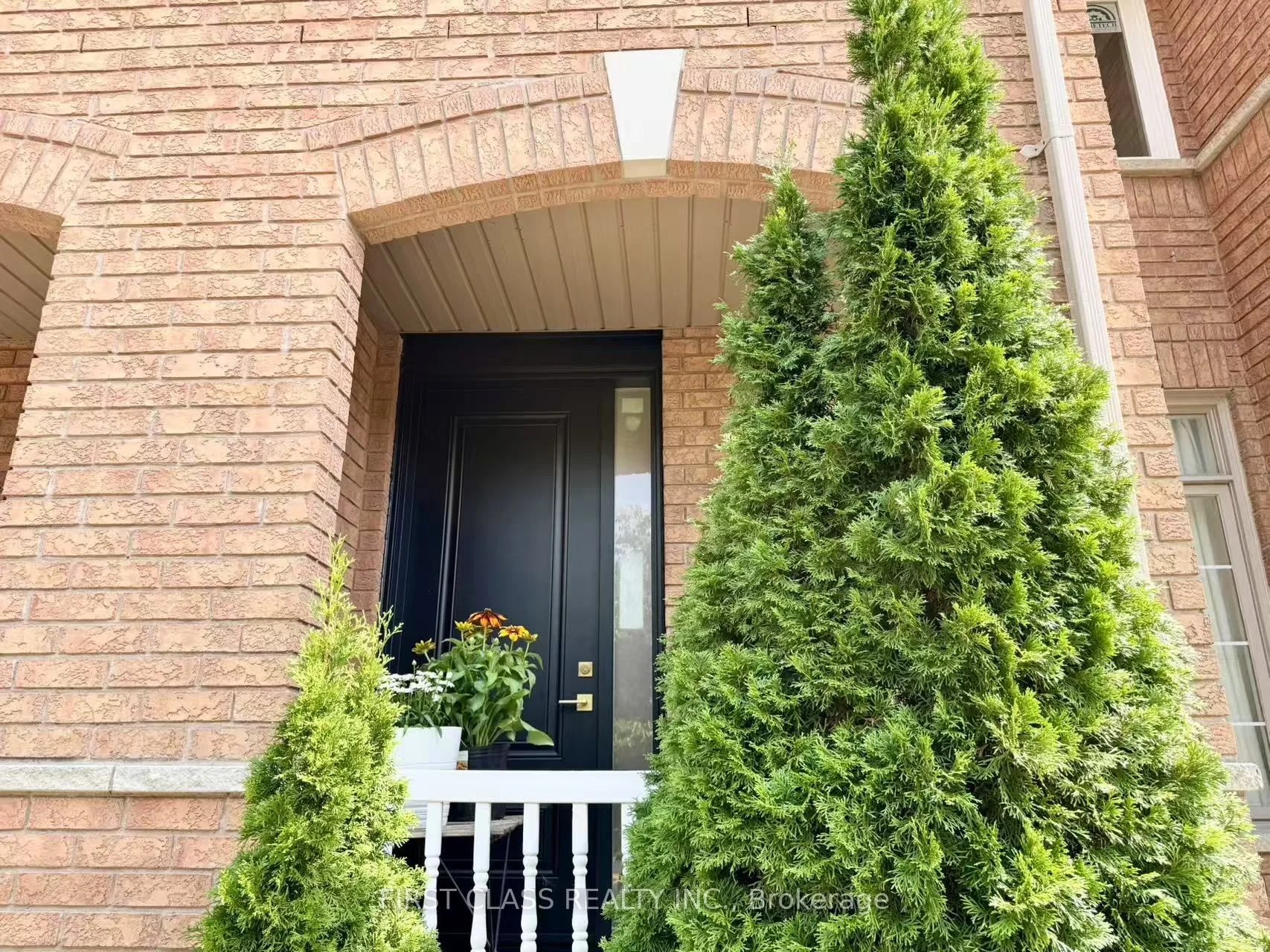 Att/Row/Townhouse in Markham