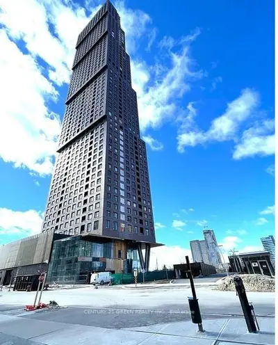 Condo Apartment in Vaughan