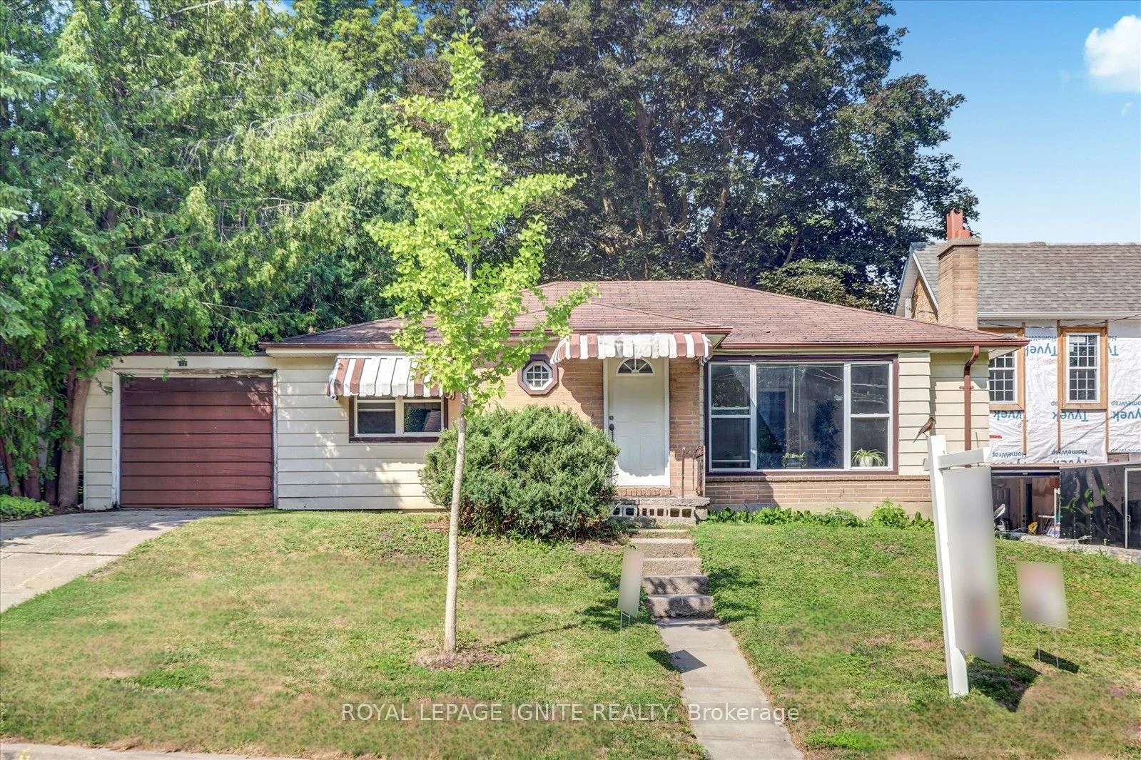 Detached in Newmarket