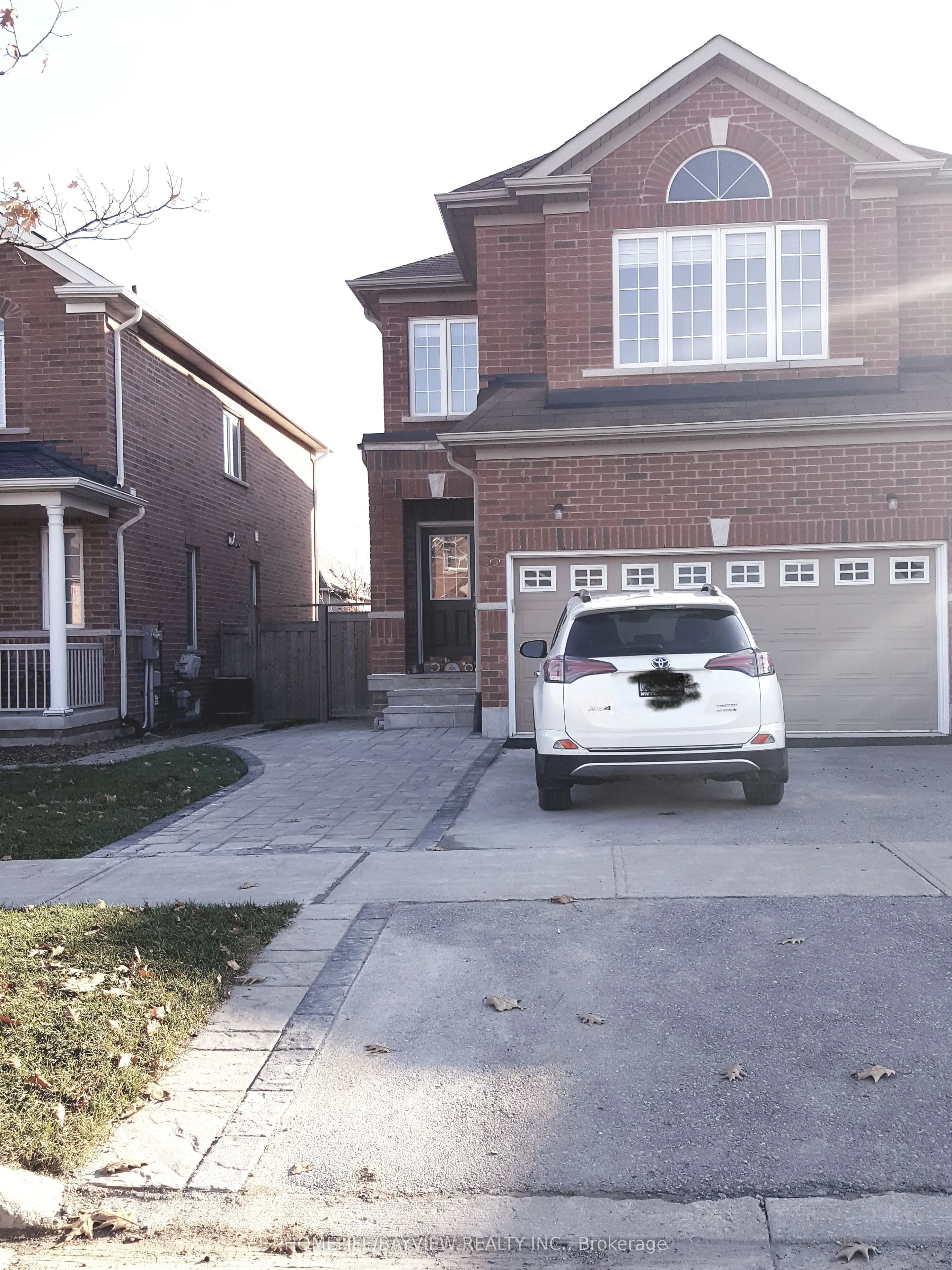 33 Aikenhead Avenue Basement, Richmond Hill, ON L4S 0A8