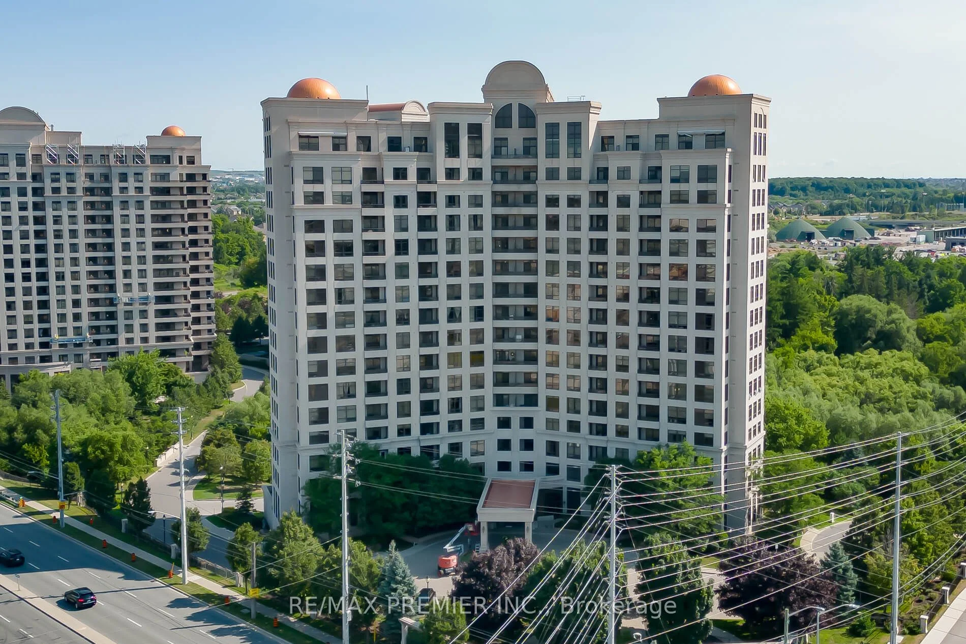 Condo Apartment in Vaughan