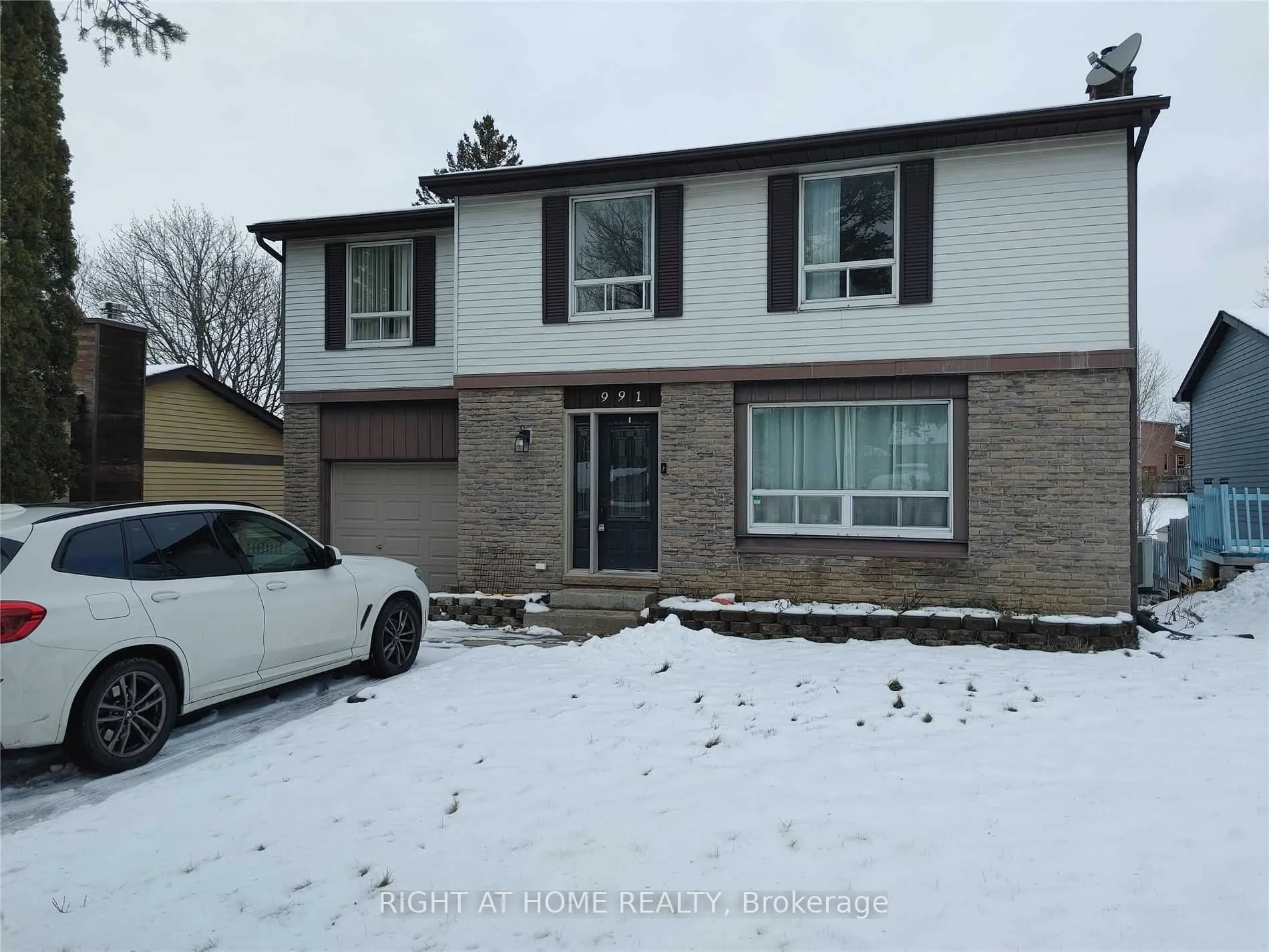 991 Jacarandah Drive Basement, Newmarket, ON L3Y 5K6