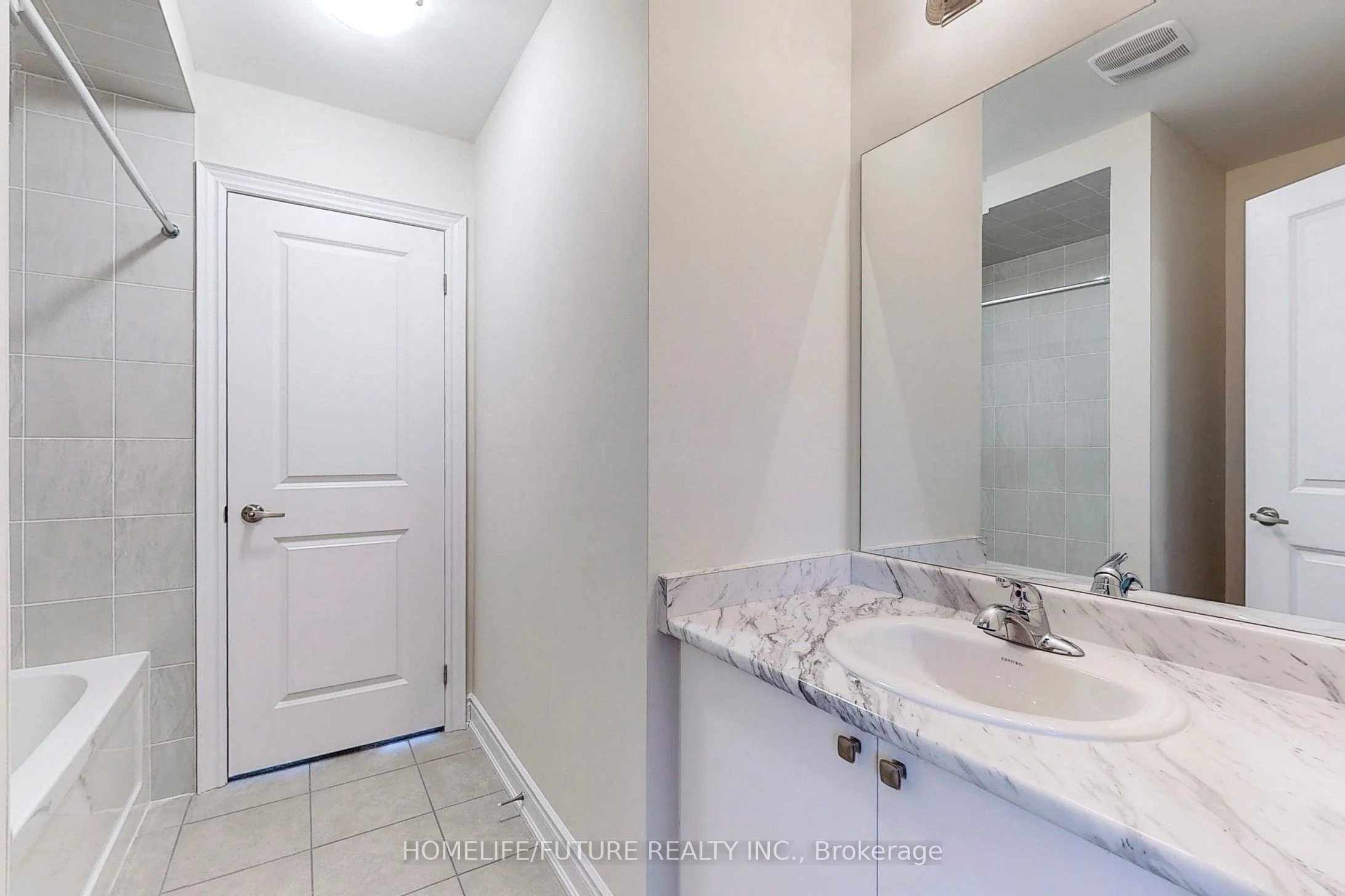 227 Heritage Street, Bradford West Gwillimbury, On L3z 4m6