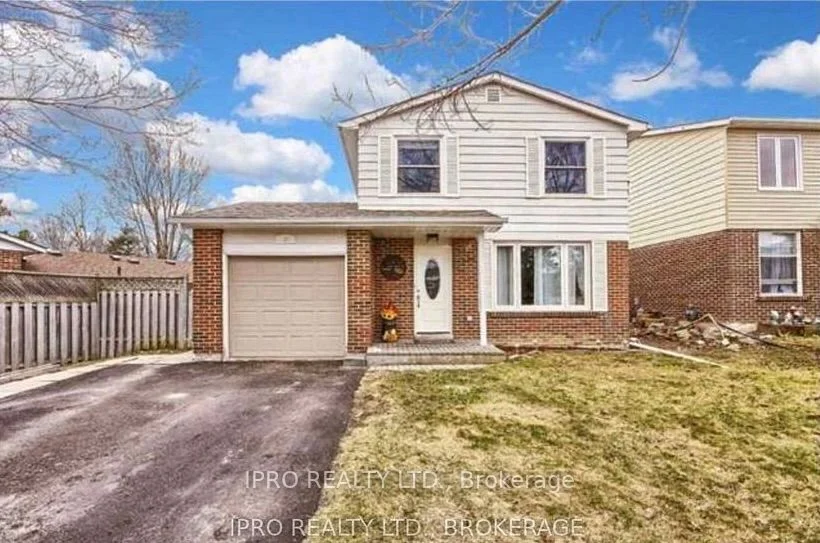 252 William Roe Boulevard N Room 1, Newmarket, ON L3Y 1B5