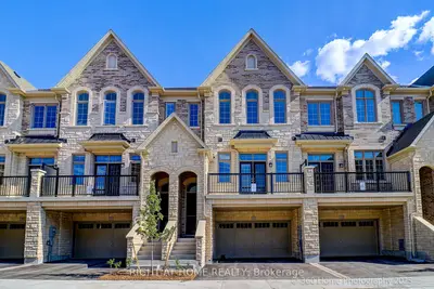 Att/Row/Townhouse in Markham