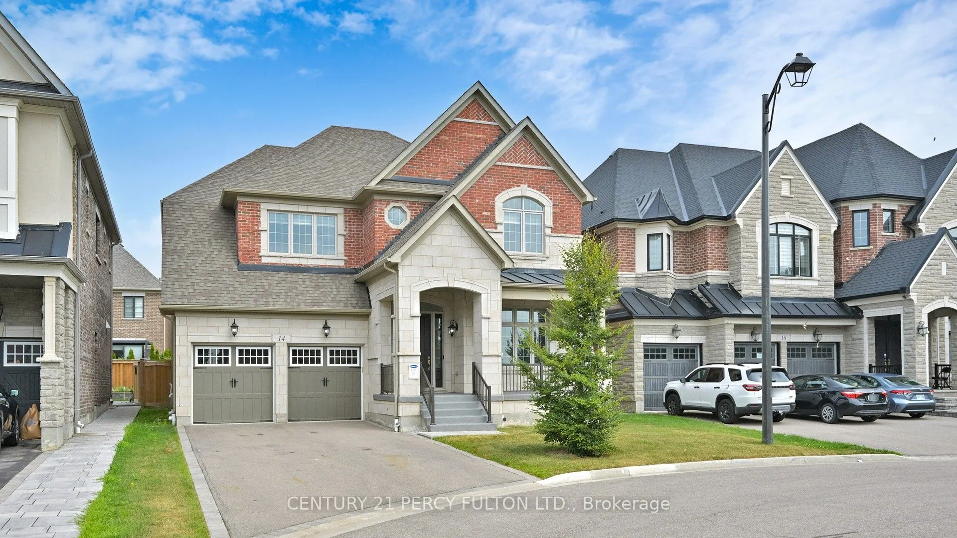 14 Meadow Green Court, Vaughan, ON L4H 4V4