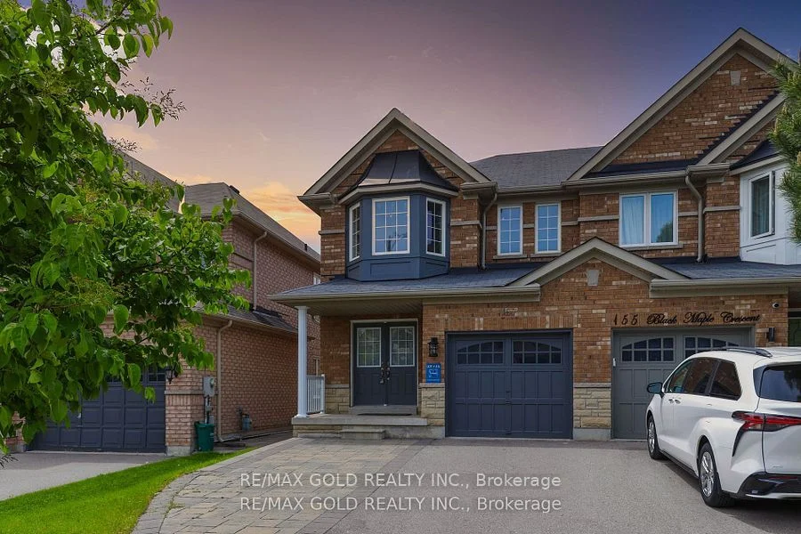 Semi-Detached in Vaughan